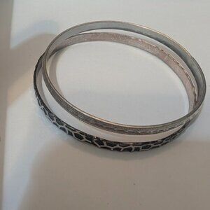 Elegant Silver and Black Bracelet Set